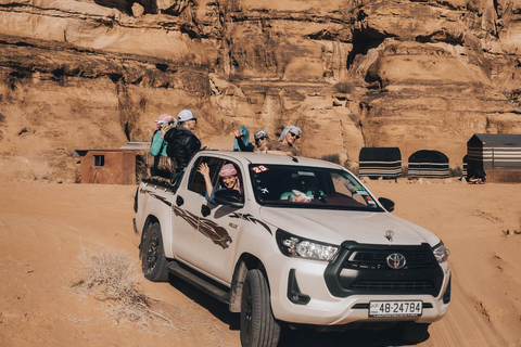 Wadi Rum, Jordanien: 4x4 ökenrundtur med matlagningskurs för beduiner