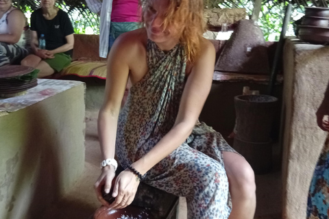 Kandy: Sigiriya, Pidurangala, and Spice Garden Day Trip