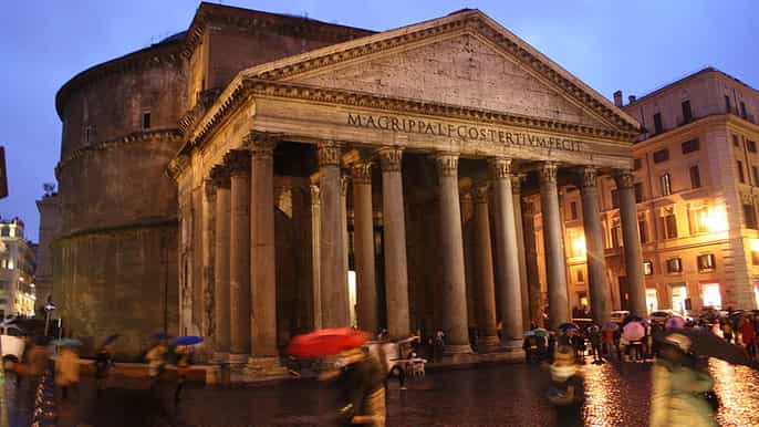 excursão a pé noturna de roma