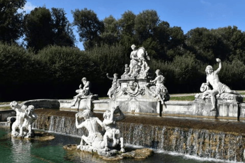Geführte Tour durch den Königspalast von Caserta: Entdecke den Königspalast und die GärtenEnglischsprachige Tour mit Zug ab Neapel inklusive