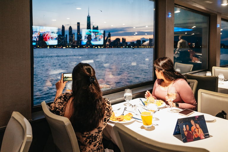 Chicago: Lake Michigan Buffet Brunch, Lunch of Diner CruiseLunchbuffetcruise van 2 uur