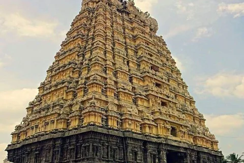 DAY TRIP TO MAHABALIPURAM & KANCHIPURAM FROM CHENNAI