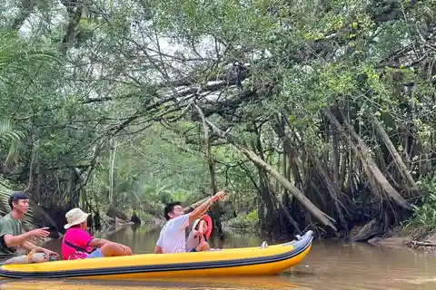 Khao Lak: Elephant Sanctuary Visit and Mangrove Kayak Tour