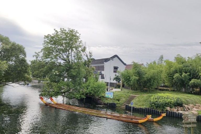 Shanghai: Xitang Night Water Town & Paddleboard Trip