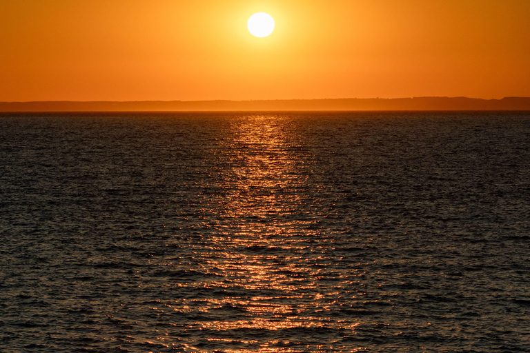 Santorini: Sunset Cruise with Volcano and Hot Springs Stops