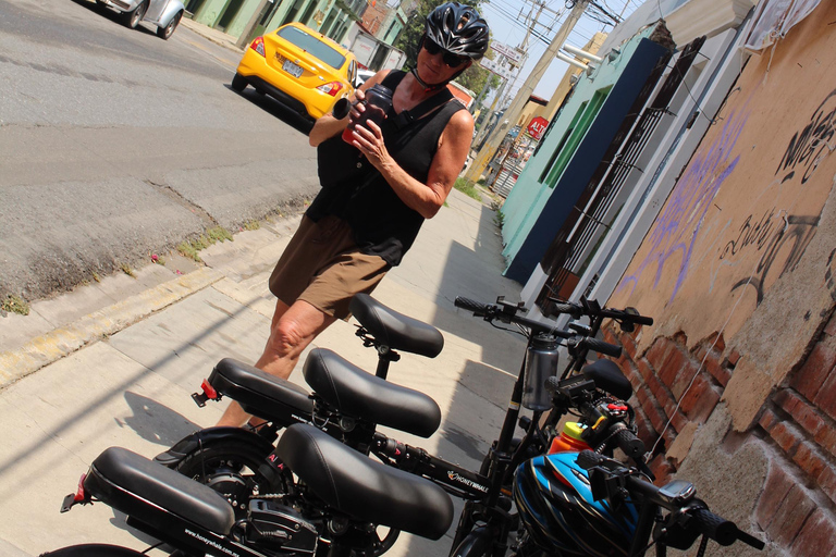 Electric bike gastronomic tour through Oaxaca.