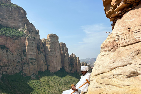 Tagestour zu den Tigray-Kirchen