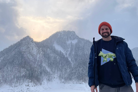 Shikotsu-Toya National Park: Guided Snowshoe Hike and Onsen Shikotsu-Toya National Park: Guided Snowshoe Hike and Onsen.