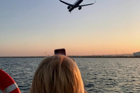 Larnaca: Crociera al tramonto - Yacht di lusso Deep Blue