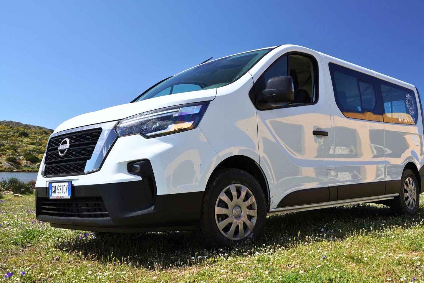 From Stintino: Asinara minivan tour