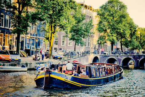 Amsterdam: Moët & Chandon Gourmet Dinner Cruise Amsterdam: Moët & Chandon Gourmet Dinner Cruise