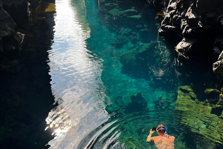 Santa Cruz: Snorkeling Sightseeing Tour at Las Grietas and Playa de los Alemanes