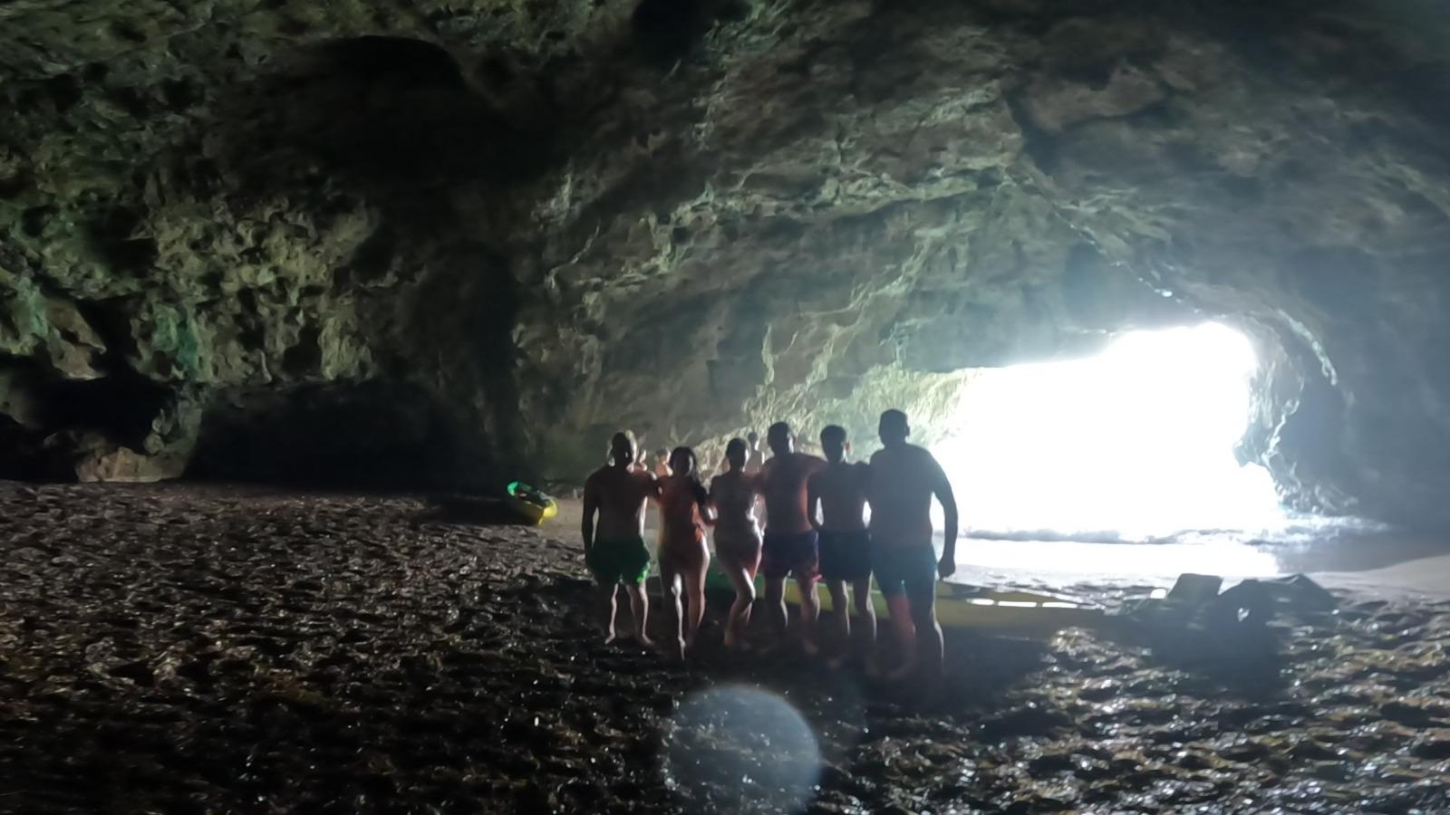 Salou: Bootsfahrt und Besuch der Seewolfshöhle.