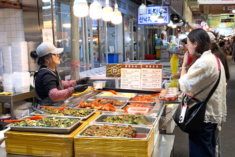 Seoul Quick Bites: Gwangjang Market Family Street Food tour