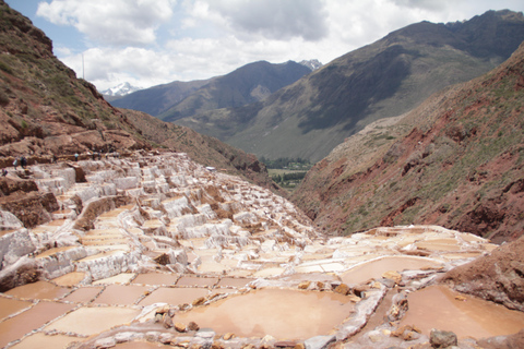 Chinchero, Moray, Maras & Picnic con Llamas From Cusco: Moray, Maras Salt Mines, and Chinchero with …