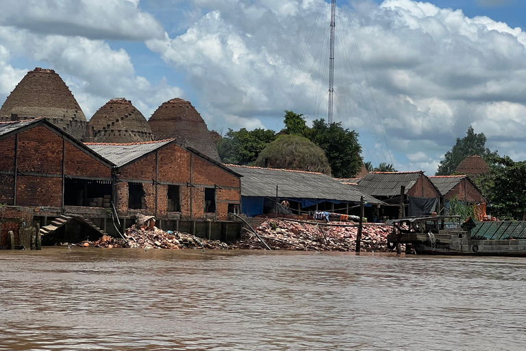 2-Day Mekong Delta Private Tour: Vinh Long, Can Tho & Sa Dec