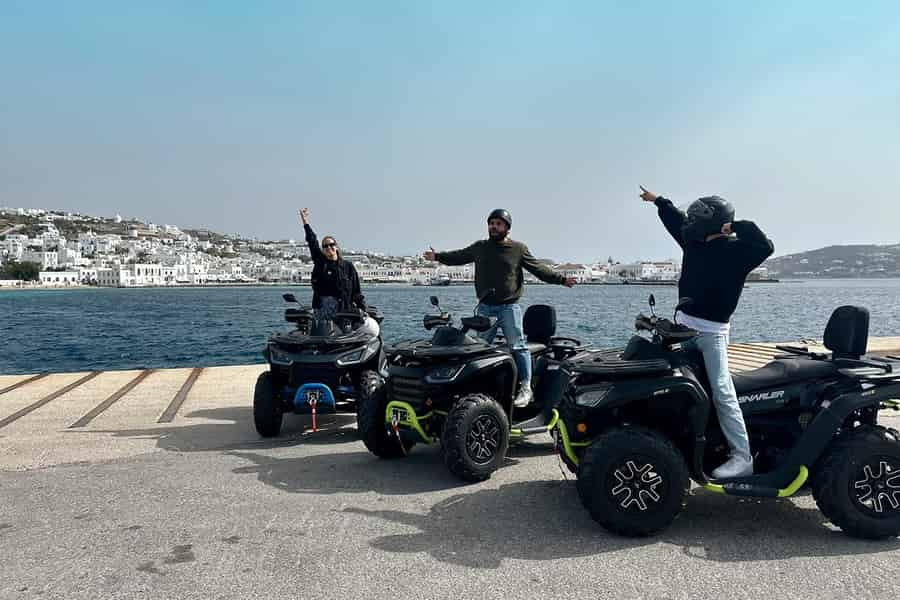 Explore Mykonos Island with a 650cc ATV / QUAD Tour. Foto: GetYourGuide