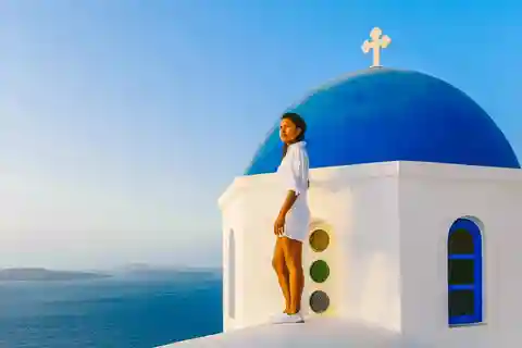 Creta: escursione guidata di un giorno in barca a Santorini