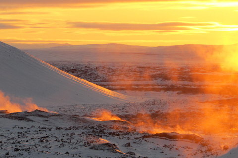 Akureyri: Goðafoss, Dettifoss en Myvatn Meer Tour