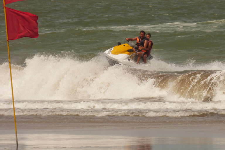 Mombasa: Tour Avventura sulla spiaggia con jetskii e giro in barca
