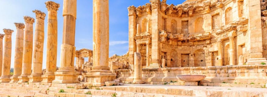 Depuis Amman : visite privative de Jerash, du château d'Ajloun ou d'Umm Qais