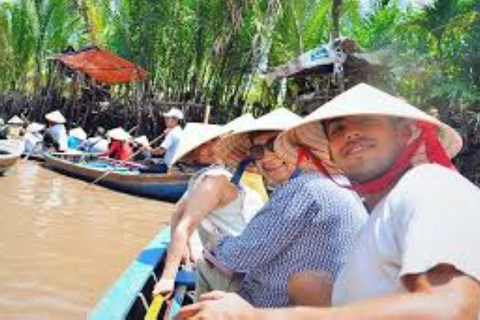 Excursão aos túneis de Cu Chi e ao Delta do Mekong em um dia