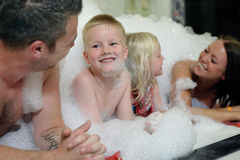 Neben dem traditionellen Komfort des türkischen Bades &amp; SpaSide Der traditionelle Komfort eines türkischen Bades &amp; Spas