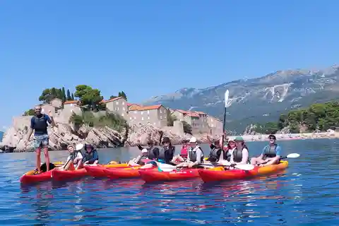 Budva : Excursion en kayak de la plage de Becici à l'île de Sveti Stefan