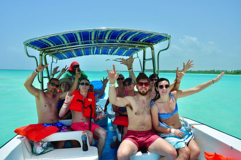 Punta Cana: Saona Island Private Speed Boat. Sun & Sea