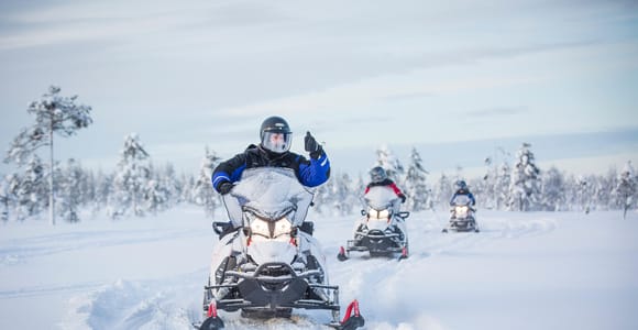 Rovaniemi: 3-Hour Taste of Wilderness Snowmobile Safari