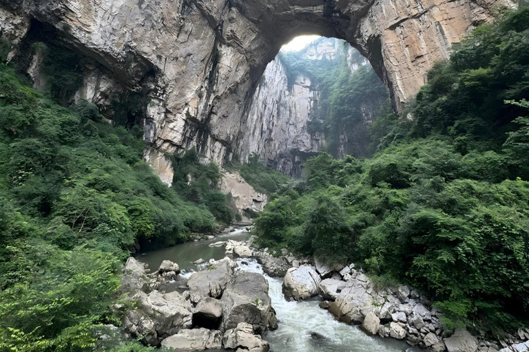 Guiyang: Zhijindong Cave Private Day Tour
