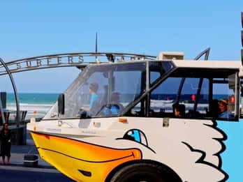 Gold Coast: Aquaduck City Tour and River Cruise