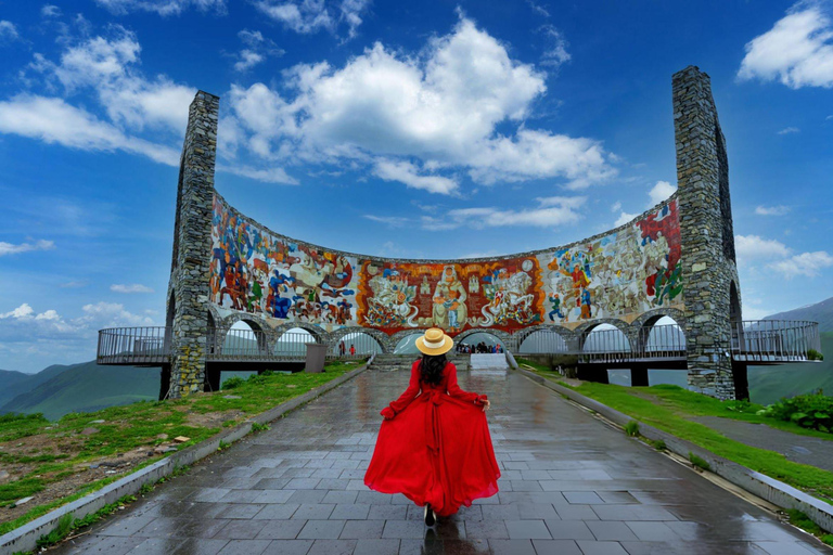 Tbilisi: Day Trip to Kazbegi, Gudauri, Gergeti, and Ananuri