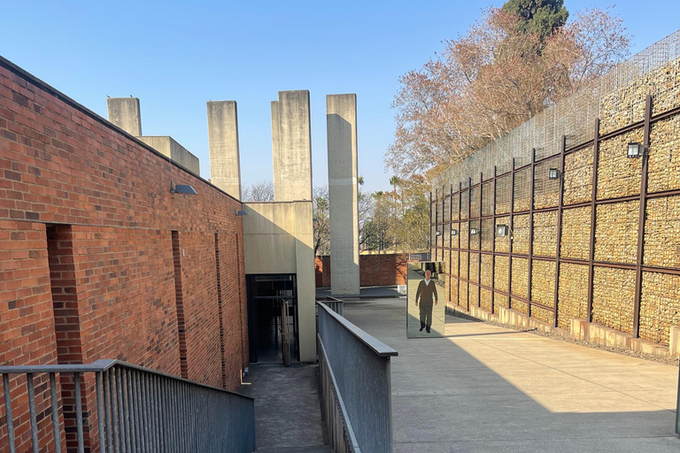 3-Day Johannesburg, Pretoria, Cradle &amp; Lesedi Tour