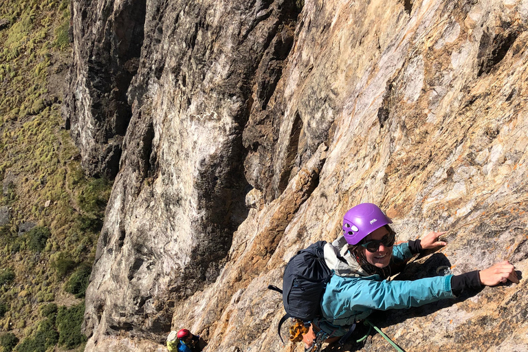 Full-day rock climbing around Bariloche Full-day rock climbing