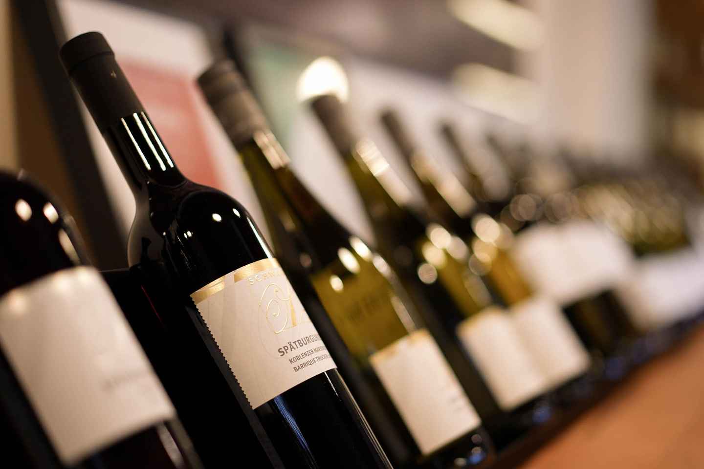 Discovery tour - cellar tour with wine tasting