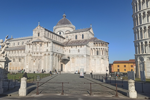 Visit Pisa & Lucca with lunch in a family-run winery Visit Pisa & Lucca with lunch in a family-run winery farm