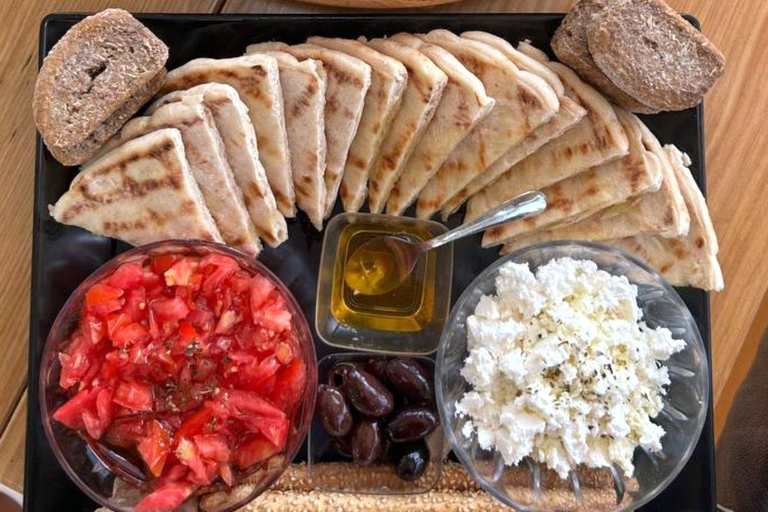 Hersonissos: Luxury Catamaran Cruise to Dia - Lunch & Drinks Catamaran Trip to Dia with Transfer from Hersonissos & Malia