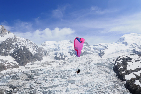 Paragliding tandem Flight from Plan de l'Aiguille, Chamonix