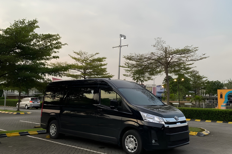 Jakarta: Airport Transfer with Local Guide Soekarno Hatta Airport to Jakarta City Center (Only Driver)