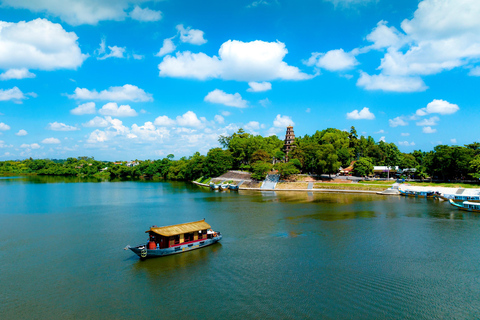 Hue After Dark: A Night of Flavors, Music & River Lights Private Transfer + Dinner