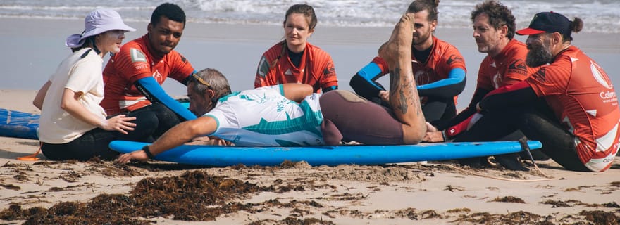 Famara : cours de surf de 5 jours avec immersion dans la nature et la culture locale