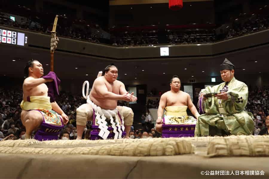 Osaka: 2026 Sumo-Turnier-Tour mit Chanko-Nabe-Mittagessen. Foto: GetYourGuide