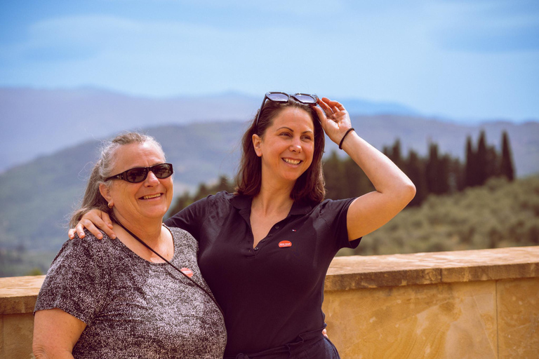 Florence: Vespa Tour with Winery Visit and Lunch Vespa Self-guided Small Group Tour - Spanish