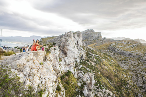 Mallorca: Scenic Formentor Tour by Bus & Boat Pick up in Playa de Muro