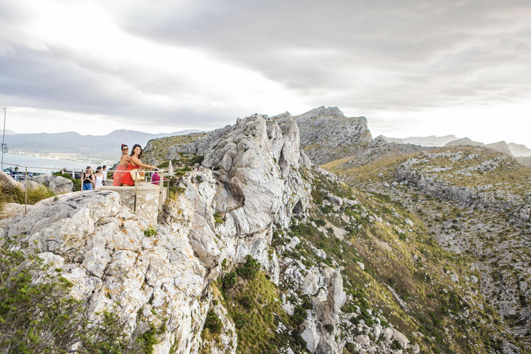 Mallorca: Scenic Formentor Tour by Bus & Boat Pick up in Playa de Muro