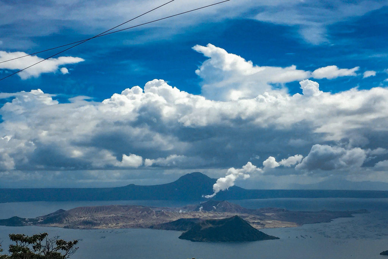 Manila: Tagaytay Half-Day Tour with Local Snack & Art Museum