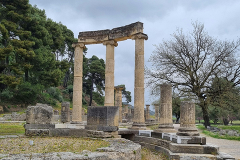 Athènes : Canal de Corinthe et Olympie antique - Excursion privée