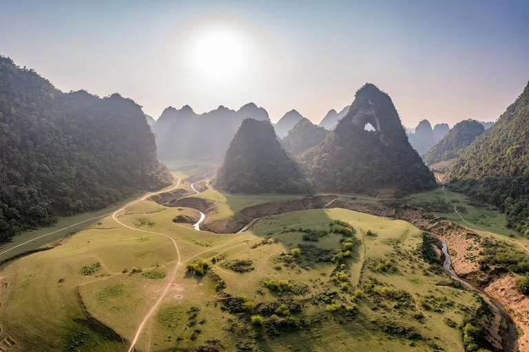 河内：班爵瀑布、Nguom Ngao 洞穴两日游河内：班吉克瀑布、Nguom Ngao 洞穴两日游