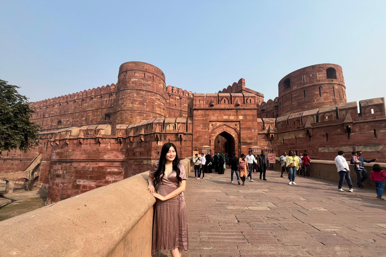 From Delhi to Agra : Taj Mahal Riverside & Fort Friday Tour